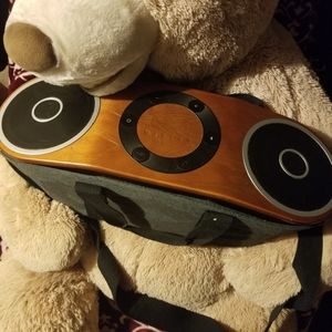 Bag of Riddim bluetooth speaker